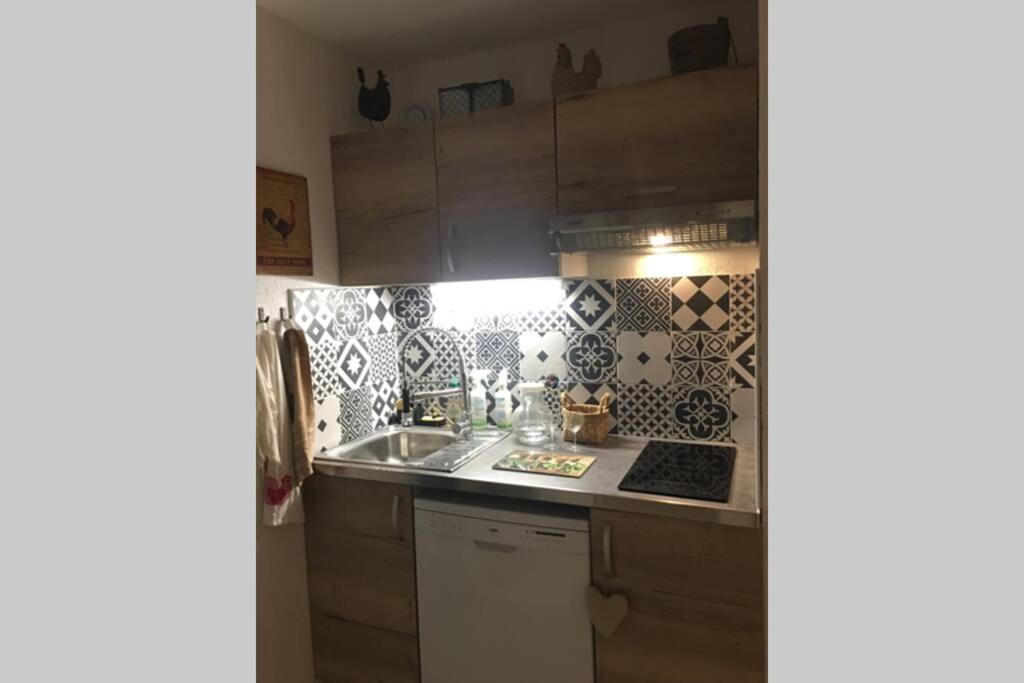 Appartement T2 Dans Residence Avec Piscine Et Tennis Saint-Raphaël 外观 照片